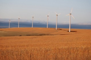 В Америке построена ветряная электрическая станция, которая способна запасать энергию