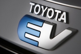 Toyota делает прорыв в области аккумуляторов для электромобилей
