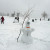 Бороться с таянием снега киевлянам помогут снеговики