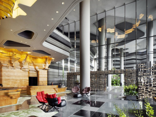 Вертикальные сады отеля Park Royal в Сингапуре