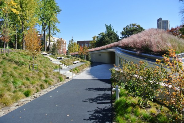 Туристический центр Бруклинского Ботанического сада