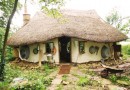 Британский пенсионер построил дом за 250 долларов