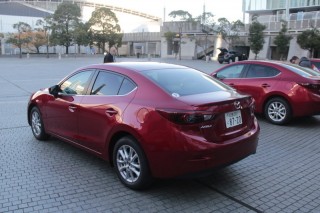 Mazda добавляет в линейку две гибридные модели