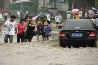 Ливни в Китае принесли массовые разрушения и человеческие жертвы