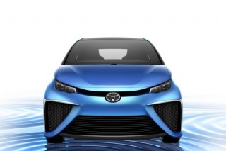 Водородная Toyota Mirai появилась в свободной продаже