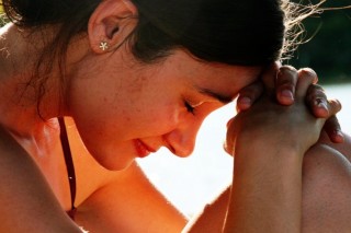 Ученые нашли причины частых слез у женщин