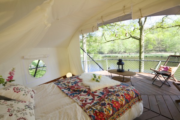 Dom'Up: подвесной дом-палатка