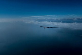 Solar Impulse 2 удалось побить рекорд по продолжительности одного полета